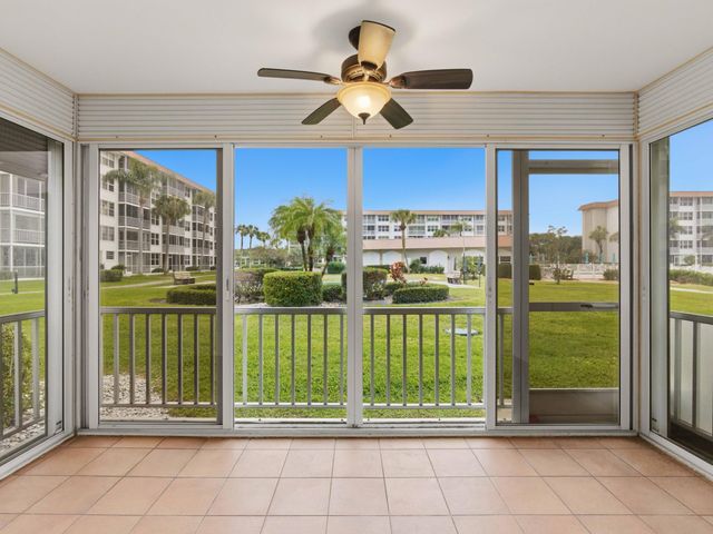 911 Gardenia Drive E 150, Delray Beach, FL 33483