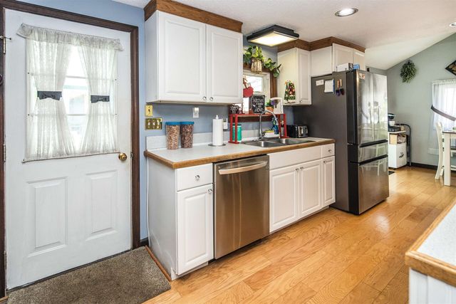233 Squires Road, Manchester, VT 05255