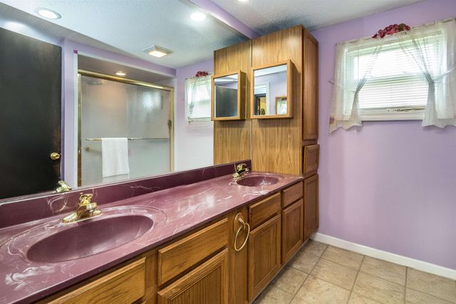 233 Squires Road, Manchester, VT 05255
