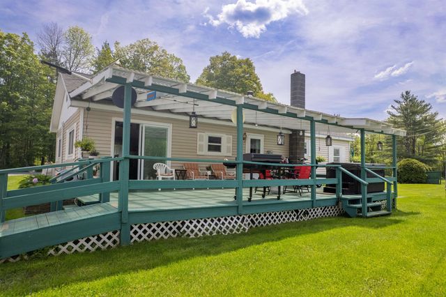 233 Squires Road, Manchester, VT 05255