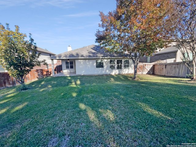 335 Cylamen, New Braunfels, TX 78132