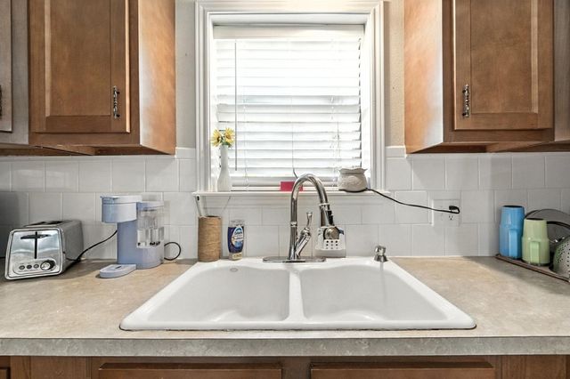 11775 CR 242, Clyde, TX 79510