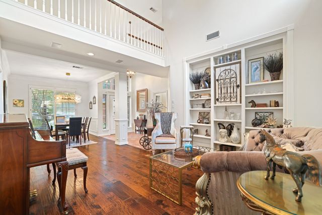2321 Megan Way, Arlington, TX 76016