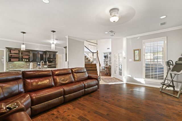 2321 Megan Way, Arlington, TX 76016