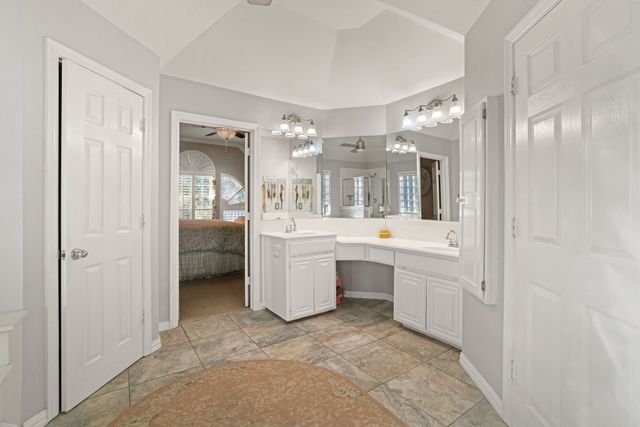 2321 Megan Way, Arlington, TX 76016