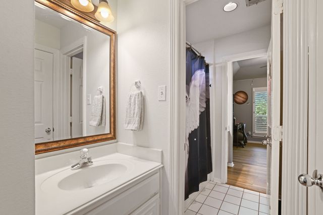 2321 Megan Way, Arlington, TX 76016