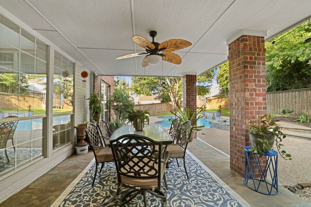 2321 Megan Way, Arlington, TX 76016