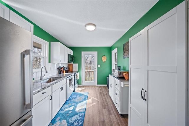 8008 Parkview Avenue, Kansas City, KS 66109