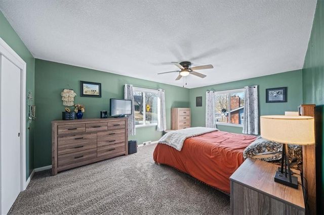 8008 Parkview Avenue, Kansas City, KS 66109