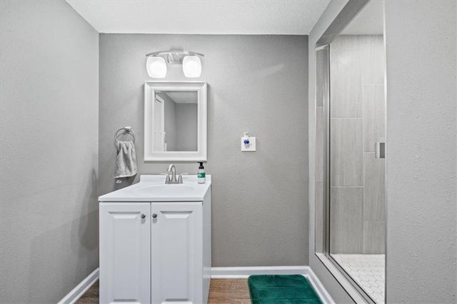 8008 Parkview Avenue, Kansas City, KS 66109