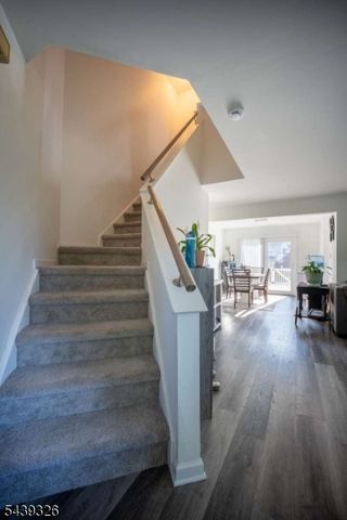 132 Longacre Ct, Hillsborough Twp., NJ 08844