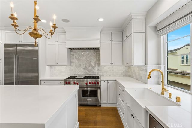21261 Baeza, Huntington Beach, CA 92648