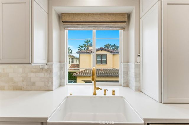 21261 Baeza, Huntington Beach, CA 92648