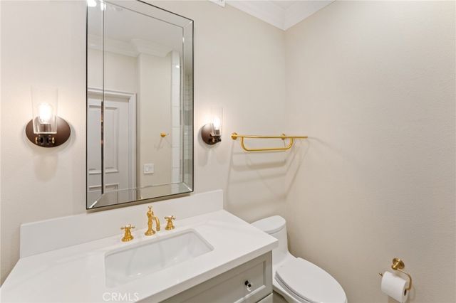 21261 Baeza, Huntington Beach, CA 92648