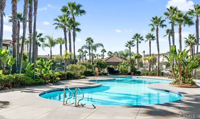 21261 Baeza, Huntington Beach, CA 92648