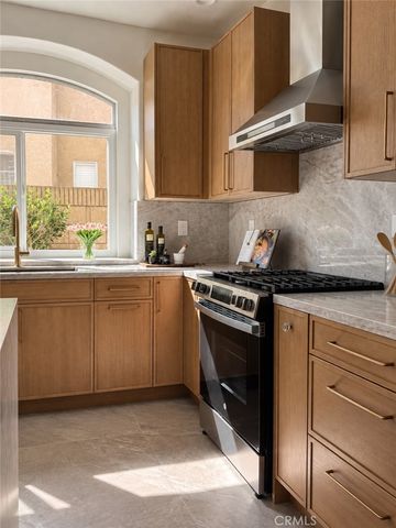 6262 Silverbridge Street, Westminster, CA 92683