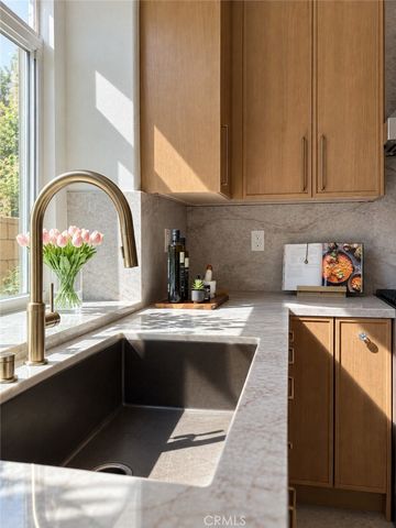 6262 Silverbridge Street, Westminster, CA 92683