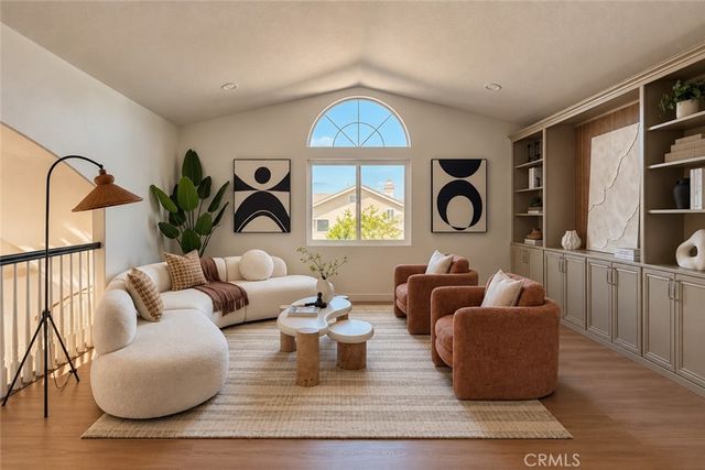 6262 Silverbridge Street, Westminster, CA 92683