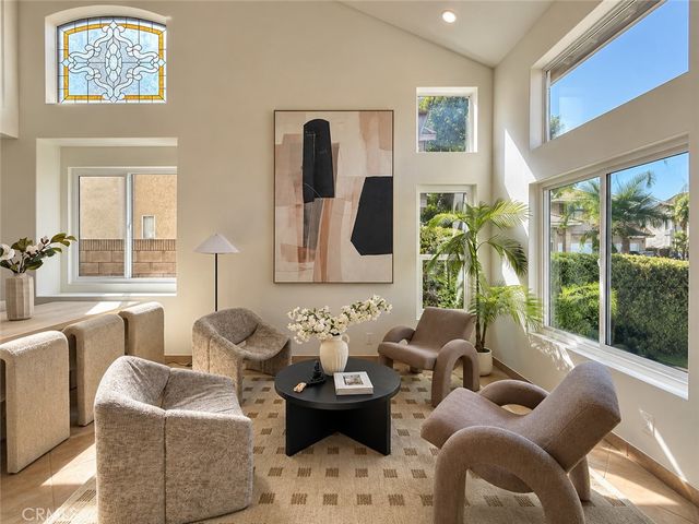 6262 Silverbridge Street, Westminster, CA 92683
