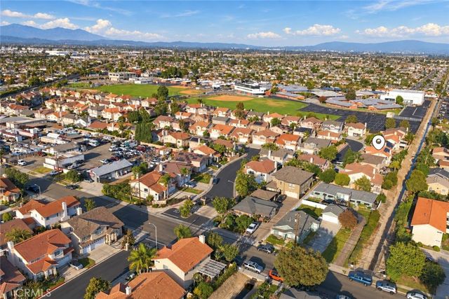 6262 Silverbridge Street, Westminster, CA 92683