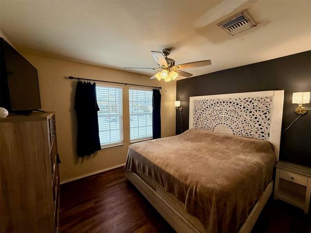 9525 SW 25th Street, Oklahoma City, OK 73128