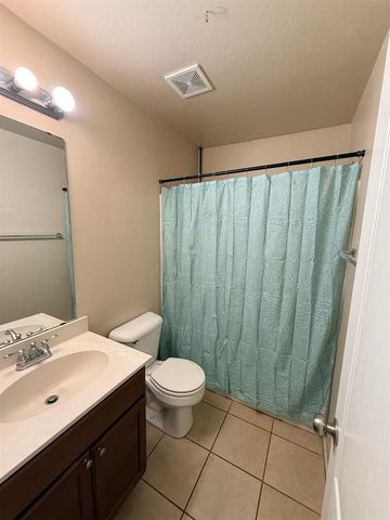 9525 SW 25th Street, Oklahoma City, OK 73128