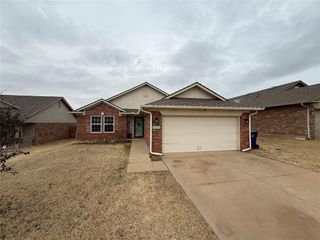 9525 SW 25th Street, Oklahoma City, OK 73128
