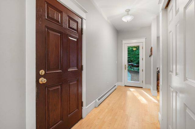 12 Fernwood Lane, Grantham, NH 03753