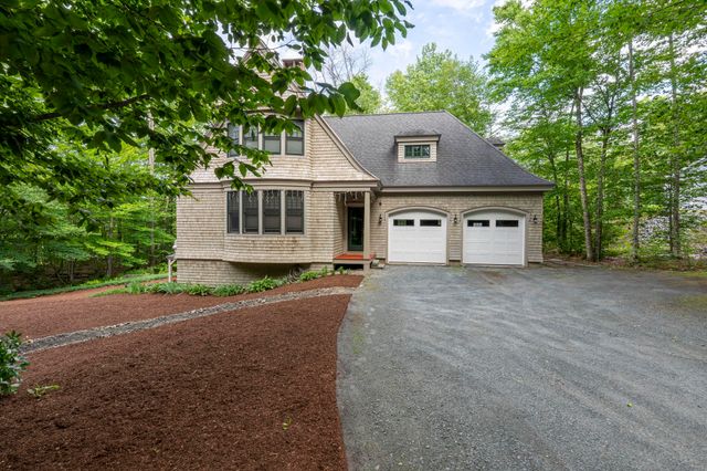 12 Fernwood Lane, Grantham, NH 03753
