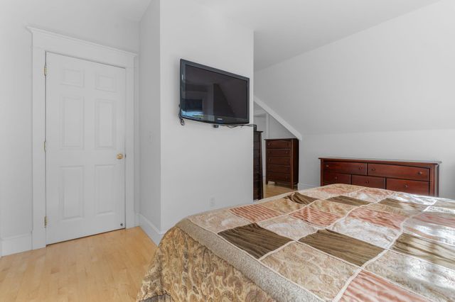 12 Fernwood Lane, Grantham, NH 03753