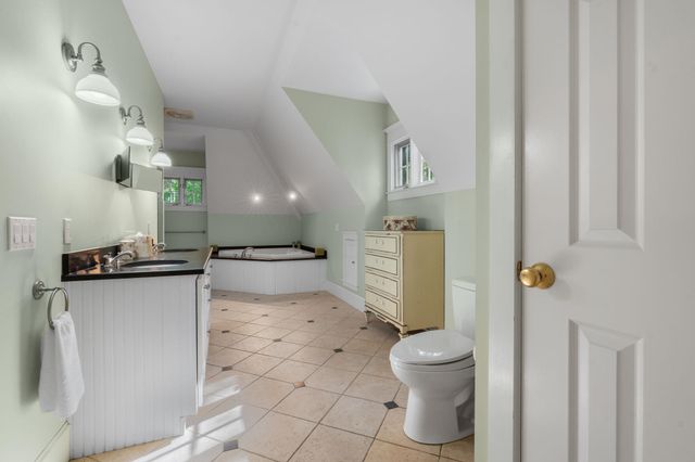 12 Fernwood Lane, Grantham, NH 03753