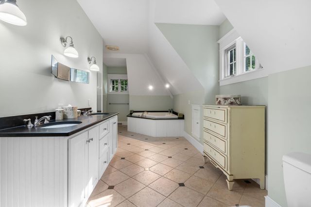 12 Fernwood Lane, Grantham, NH 03753