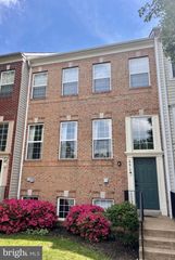 6614 CHARLES GREEN SQ, Alexandria, VA 22315