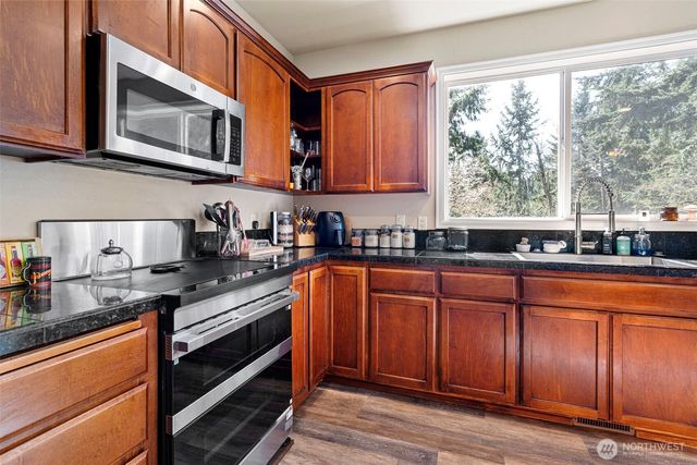 659 Joy Street, Eatonville, WA 98328