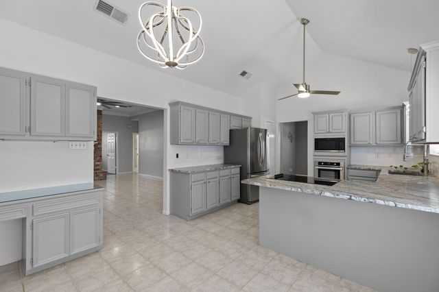 8007 Tustin Drive, Houston, TX 77095