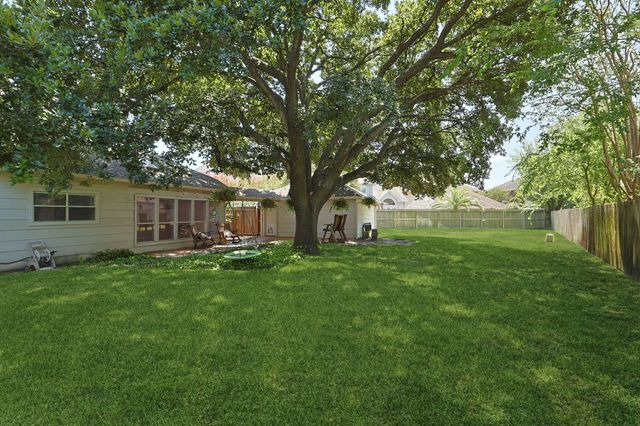 8007 Tustin Drive, Houston, TX 77095