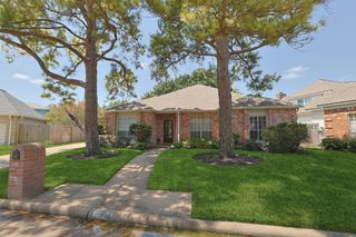 8007 Tustin Drive, Houston, TX 77095