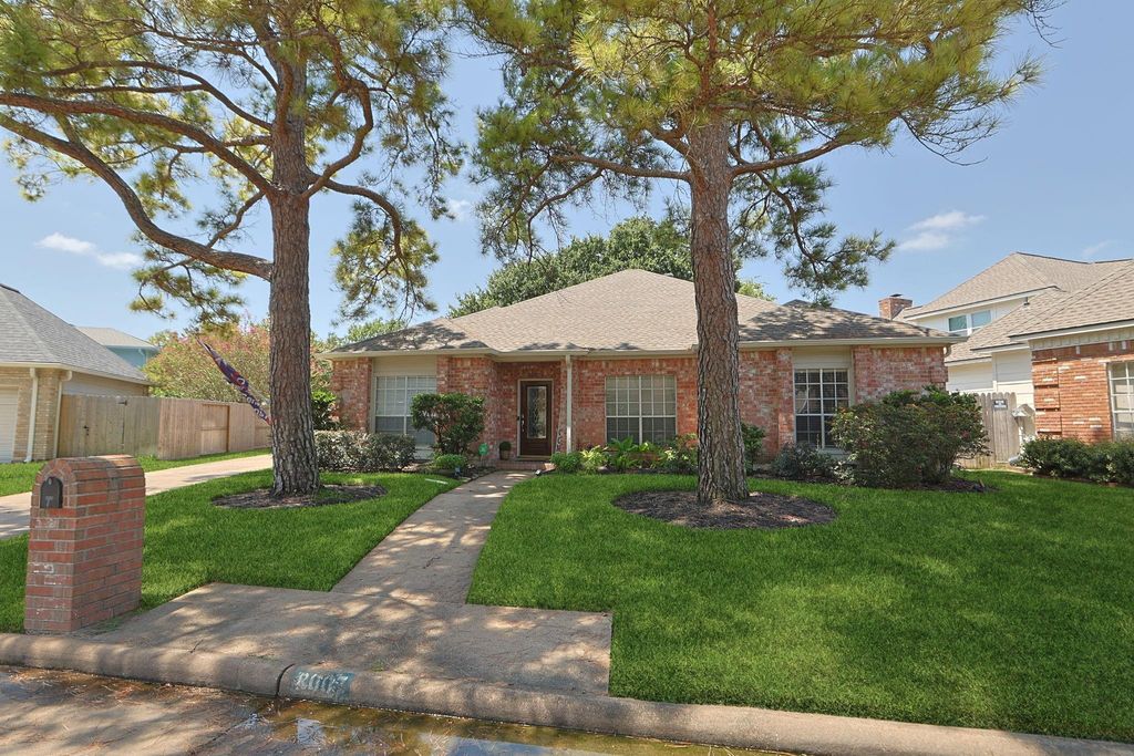8007 Tustin Drive, Houston, TX 77095
