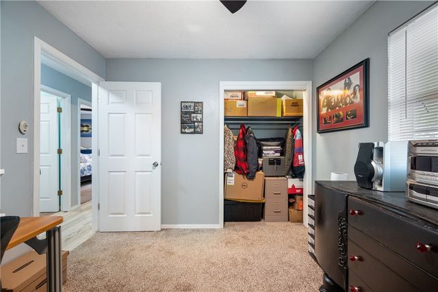 217 Hillcrest Drive, Neosho, MO 64850