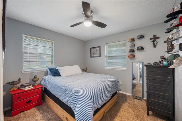 217 Hillcrest Drive, Neosho, MO 64850