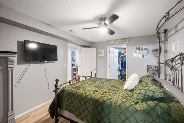 217 Hillcrest Drive, Neosho, MO 64850