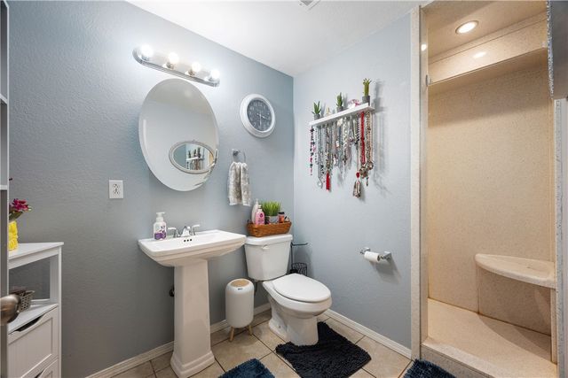 217 Hillcrest Drive, Neosho, MO 64850