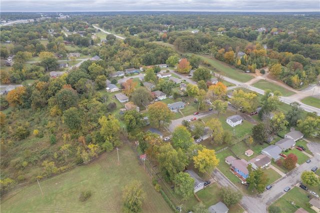 217 Hillcrest Drive, Neosho, MO 64850