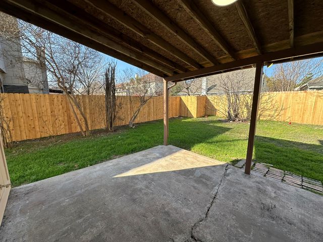 814 Smoke Signal PASS, Pflugerville, TX 78660