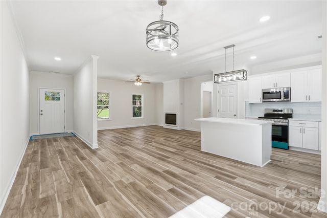 2881 Kiser Road, Winston Salem, NC 27106