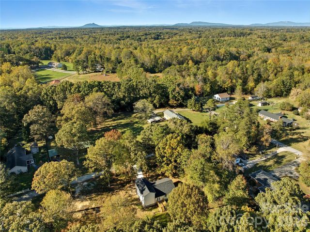 2881 Kiser Road, Winston Salem, NC 27106