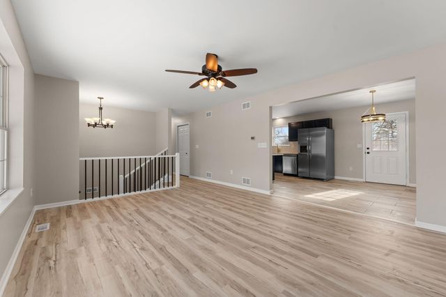 2461 S Hansen Boulevard, Hobart, IN 46342