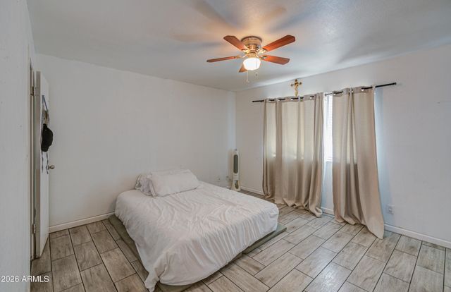 7530 W ROMA Avenue, Phoenix, AZ 85033
