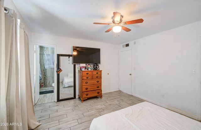 7530 W ROMA Avenue, Phoenix, AZ 85033