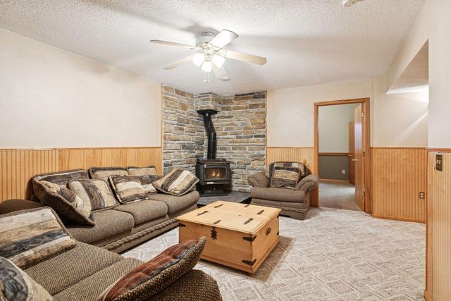 1507 Arden Vista Court, Arden Hills, MN 55112